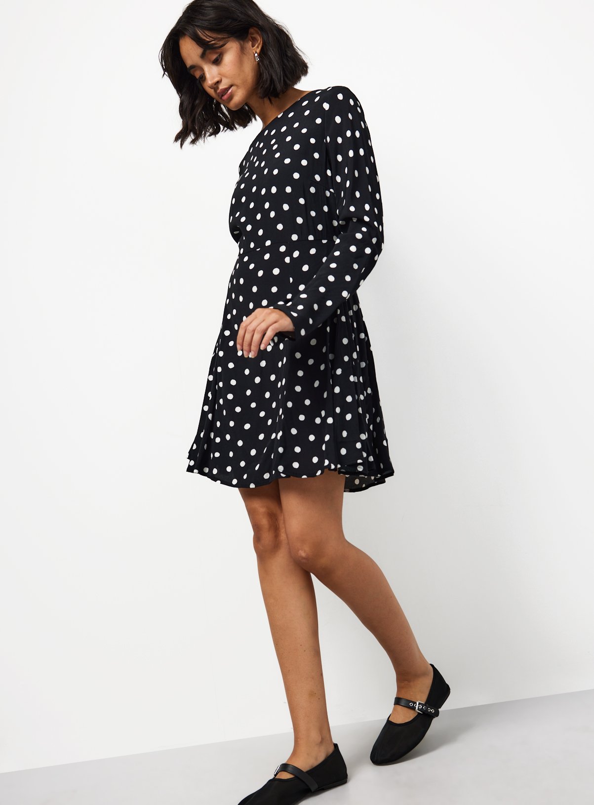 Mono Polka Dot Tie Waist Mini Dress 22 - Image 2 thumbnail